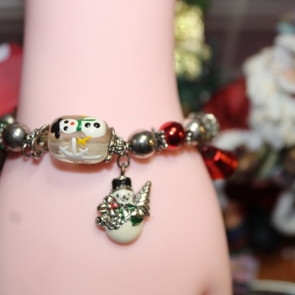 Christmas Charm Bracelet - Picture 14 of 15